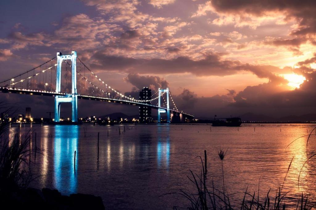 7S 호텔 투 본 다낭 외부 사진